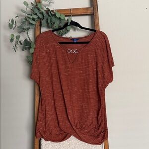 Apt. 9 Women's Short Sleeve Rust Top with Metal Detail